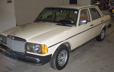 270,013 is the odometer reading of this 1983 Mercedes-Benz 300D that has been in the same family since new. It was recently in our shop for transmission replacement and a 30k major service.