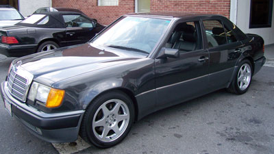 This beautiful 1992 Mercedes-Benz 500E, co-built by Mercedes-Benz and Porsche, (a staff favorite) was in for 60k Major Service. The wheels are factory "Evolution" wheels installed here at E.A.S.